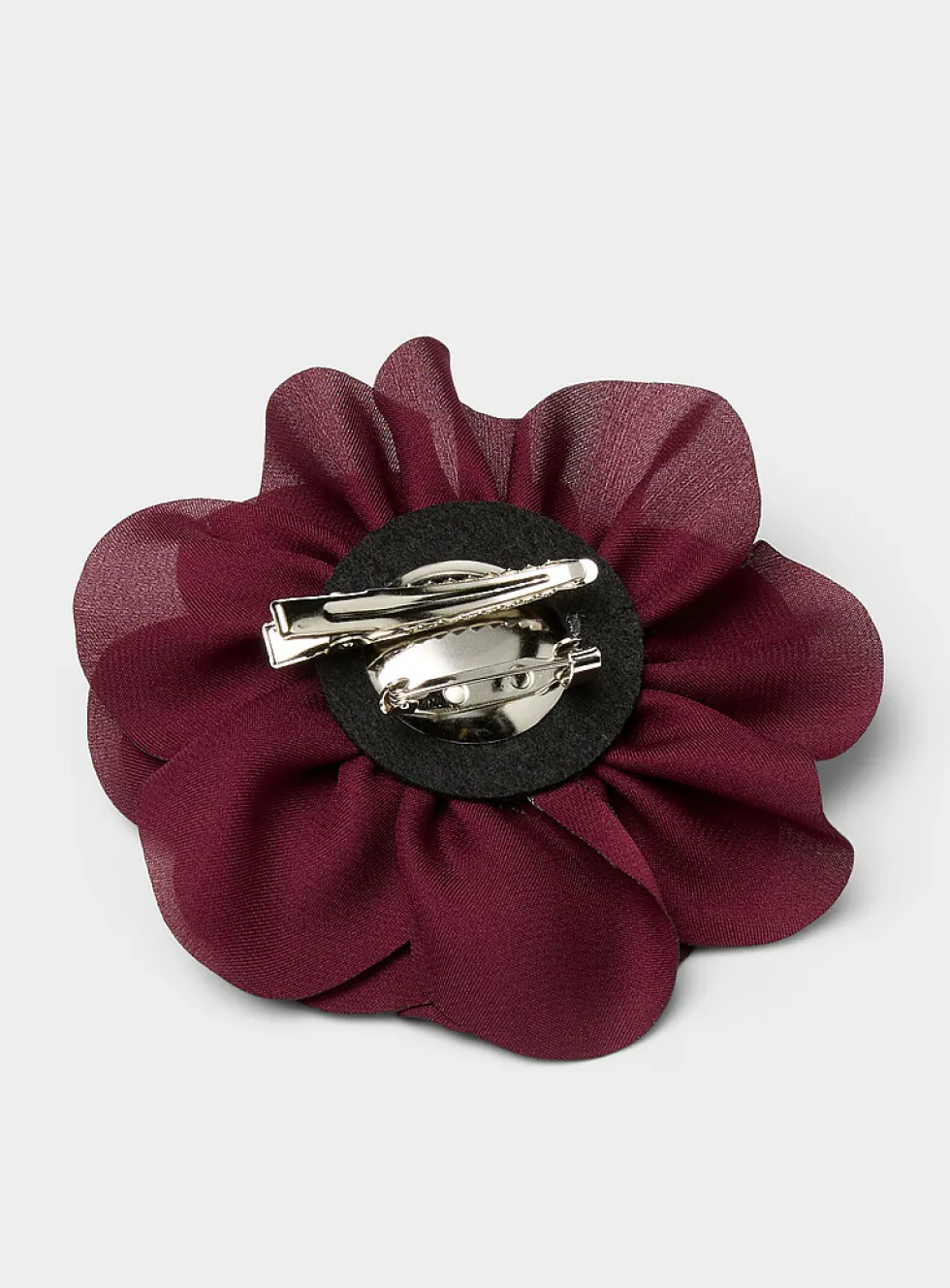 Dome flower brooch