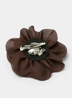 Dome flower brooch