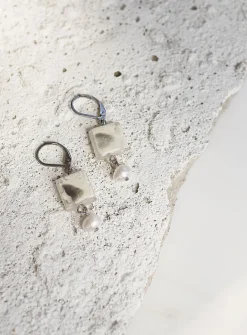 Dorado pearls and iridescent glass earrings