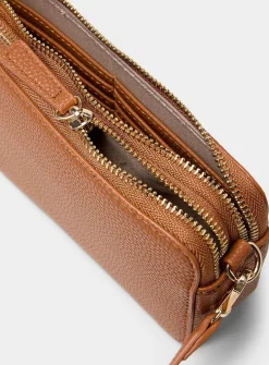 Double-compartment minimalist crossbody bag