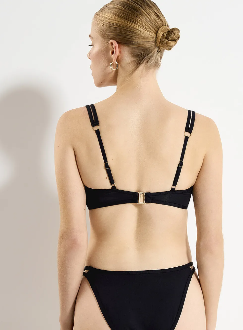 Double-strap slim bralette top
