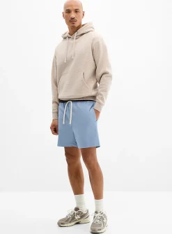 Drawstring-waist chino short