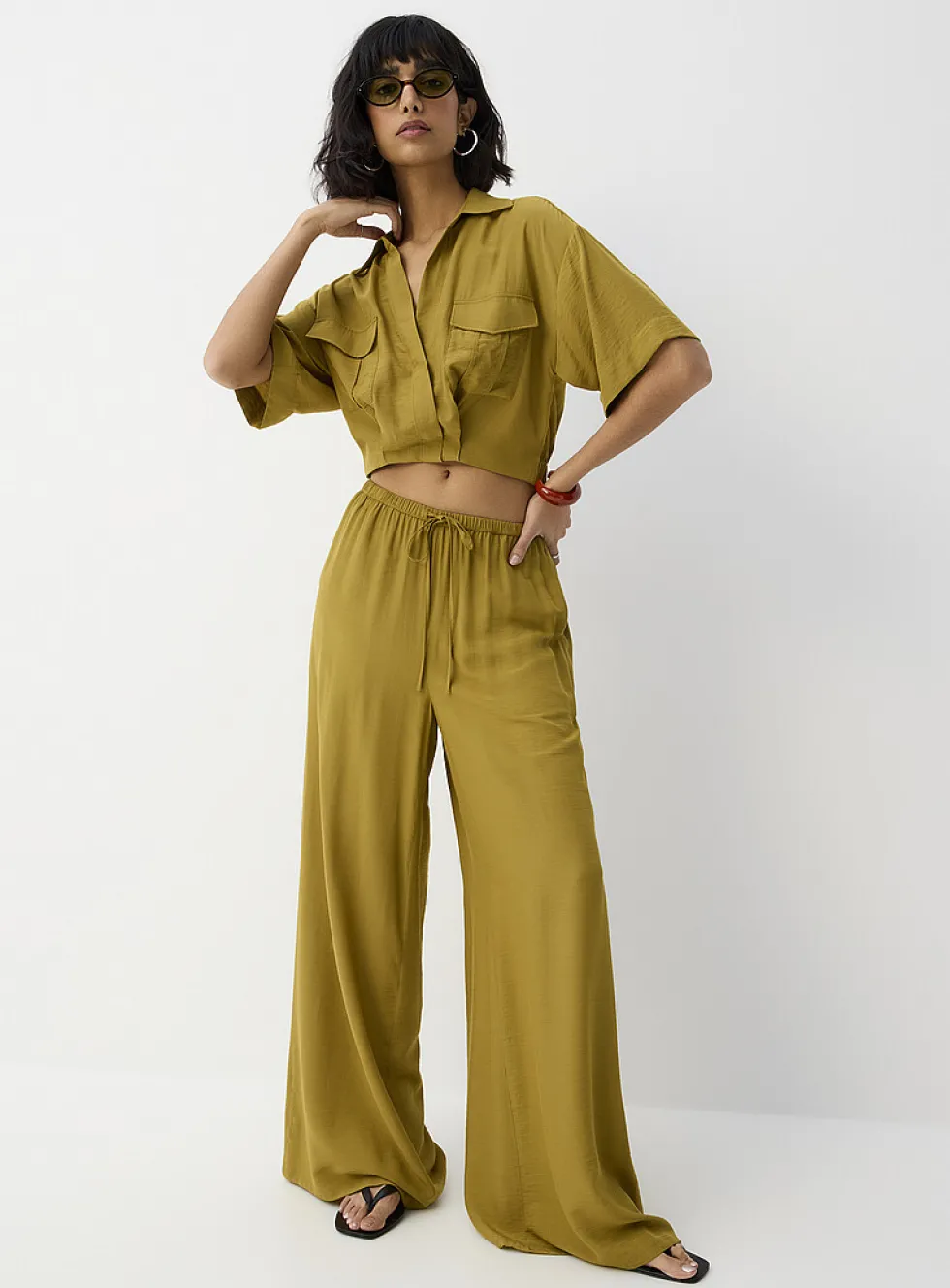 Drawstring-waist flowy ultra-wide-leg pant