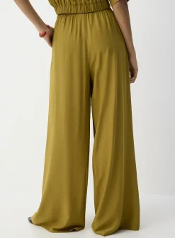 Drawstring-waist flowy ultra-wide-leg pant