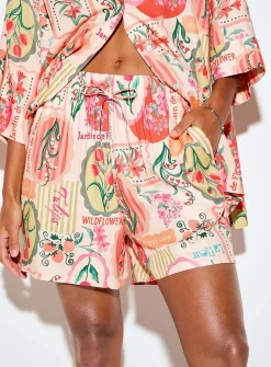 Drawstring-waist short