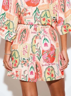 Drawstring-waist short