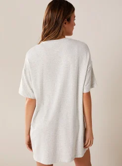 Drop-shoulder relaxed-fit sleep tee