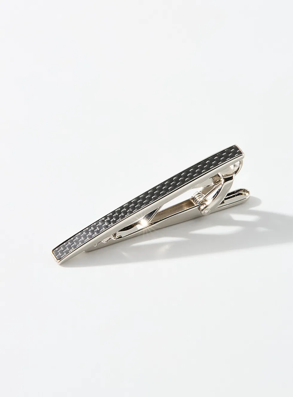 D-Shape textured tie clip