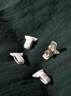 Duvet clips