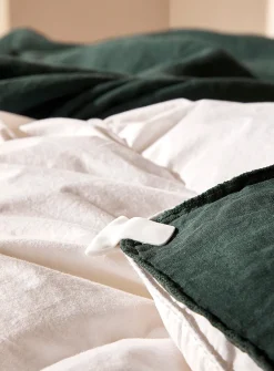 Duvet clips