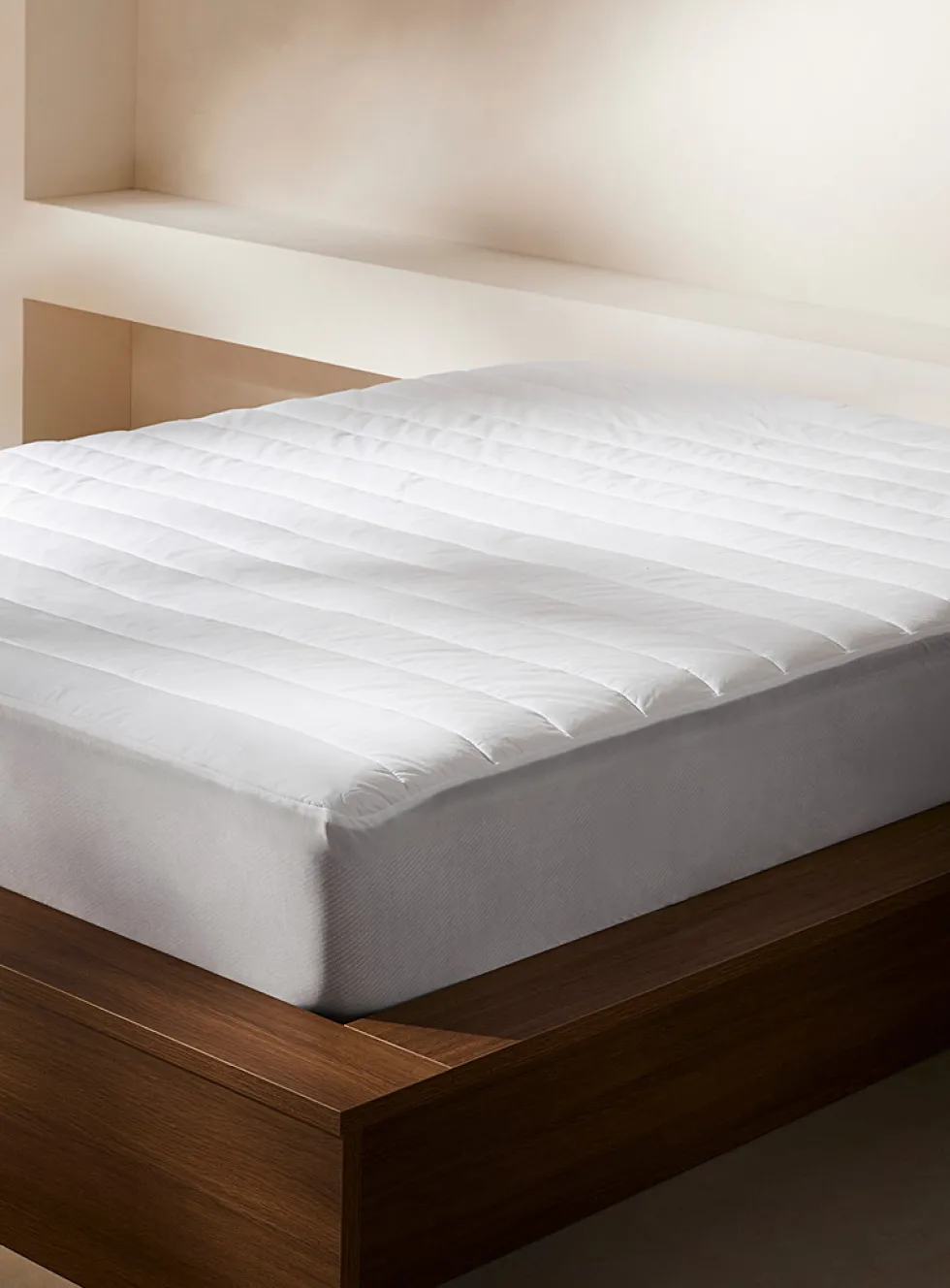 Duvetine mattress protector
