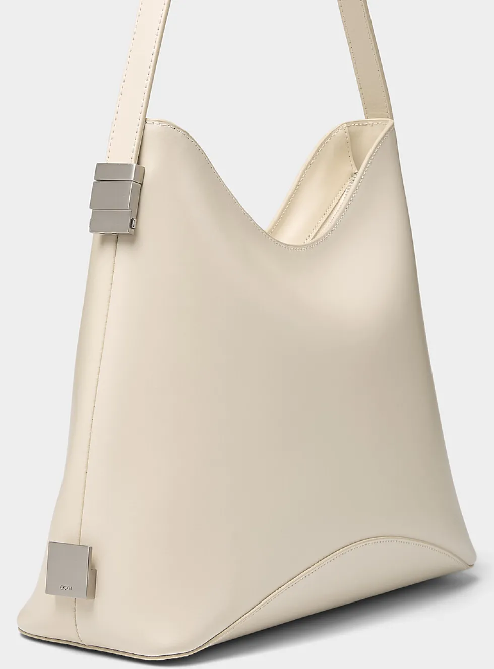 Egg smooth ecru leather bag