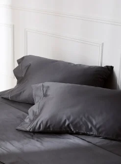 Egyptian cotton pillowcases
