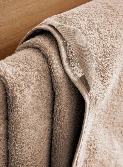 Egyptian cotton towels