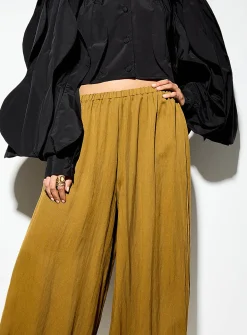 Elastic-ankle loose barrel-leg pant