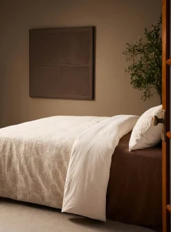 Embossed flowers ivory cotton-linen blend duvet cover set