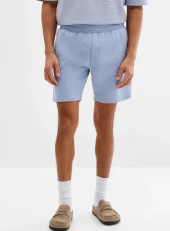 Embossed geo short