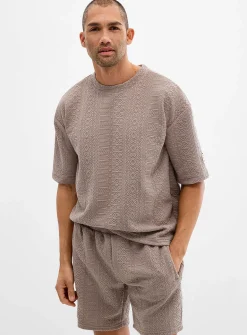 Embossed geo T-shirt
