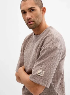 Embossed geo T-shirt