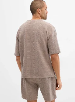Embossed geo T-shirt