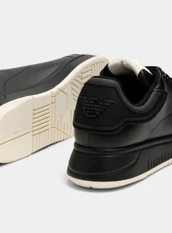Embossed heel leather sneakers
