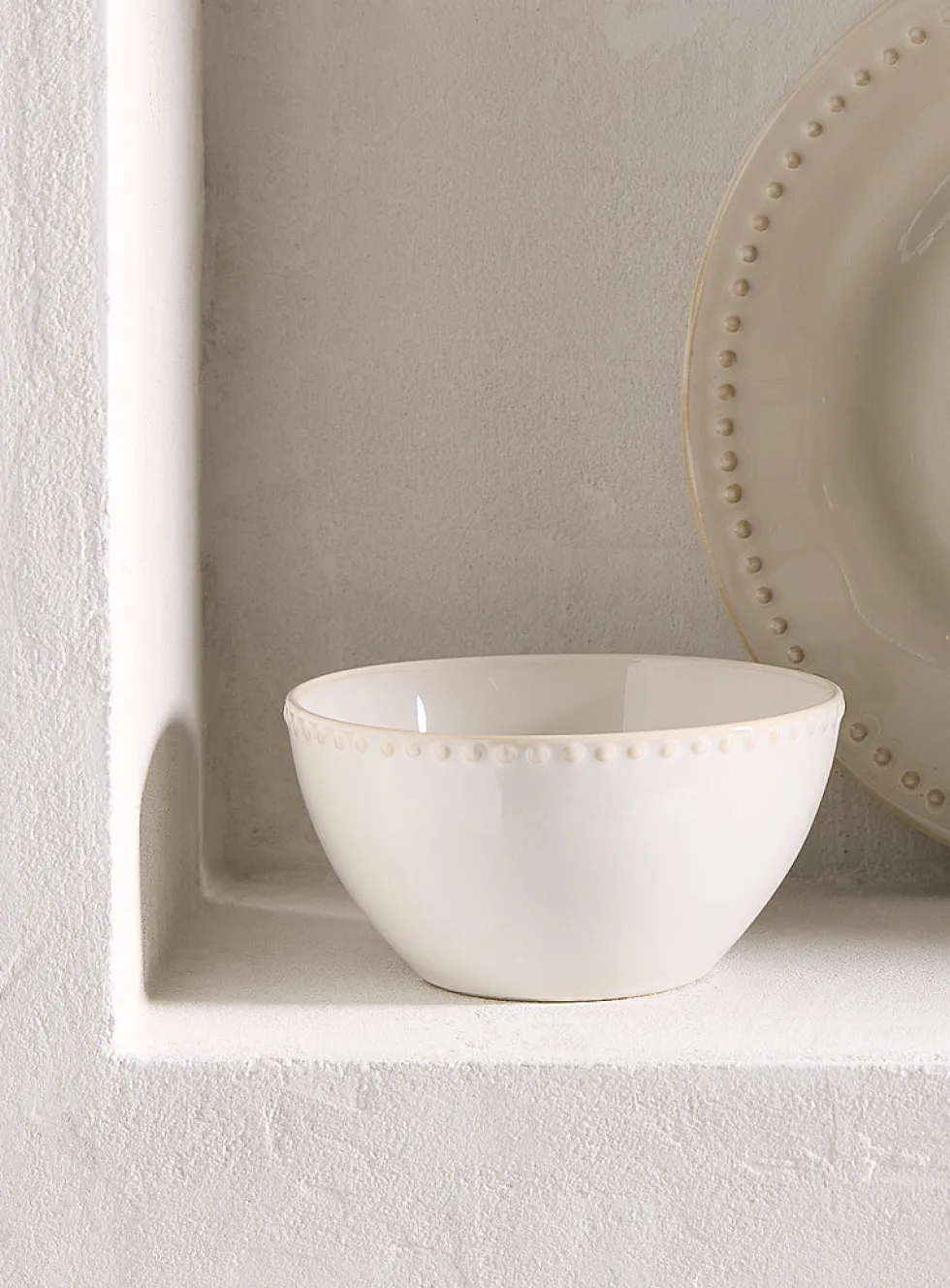 Embossed polka dots small white bowl