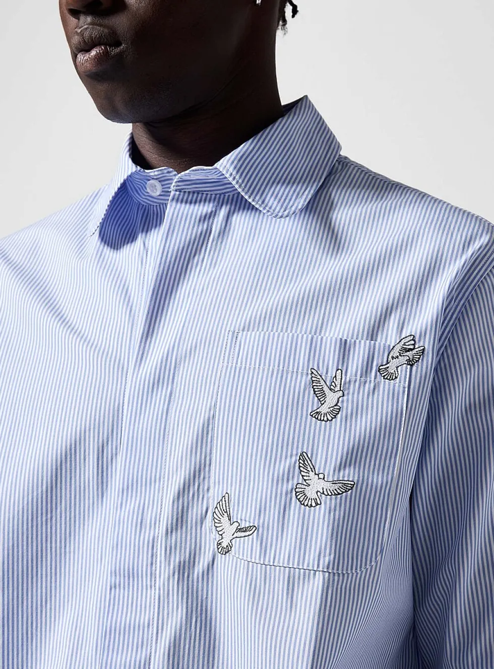 Embroidered doves vertical stripes shirt