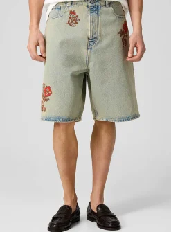 Embroidered flowers faded jean Bermuda short