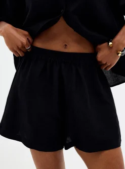 Embroidered logo linen short