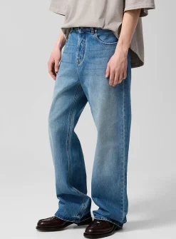 Embroidered pocket straight-leg de-Nîmes jean