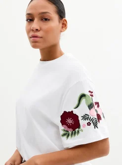Embroidered sleeves loose T-shirt