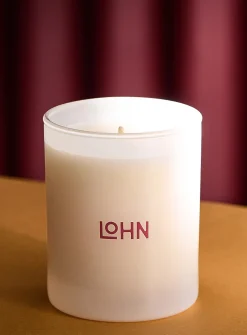 Erde amber and vetiver scented candle