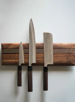 Ergo wall-mounted knife holder