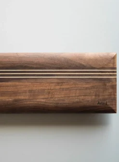 Ergo wall-mounted knife holder