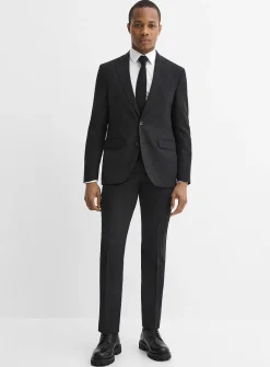 Essential 100% wool suit