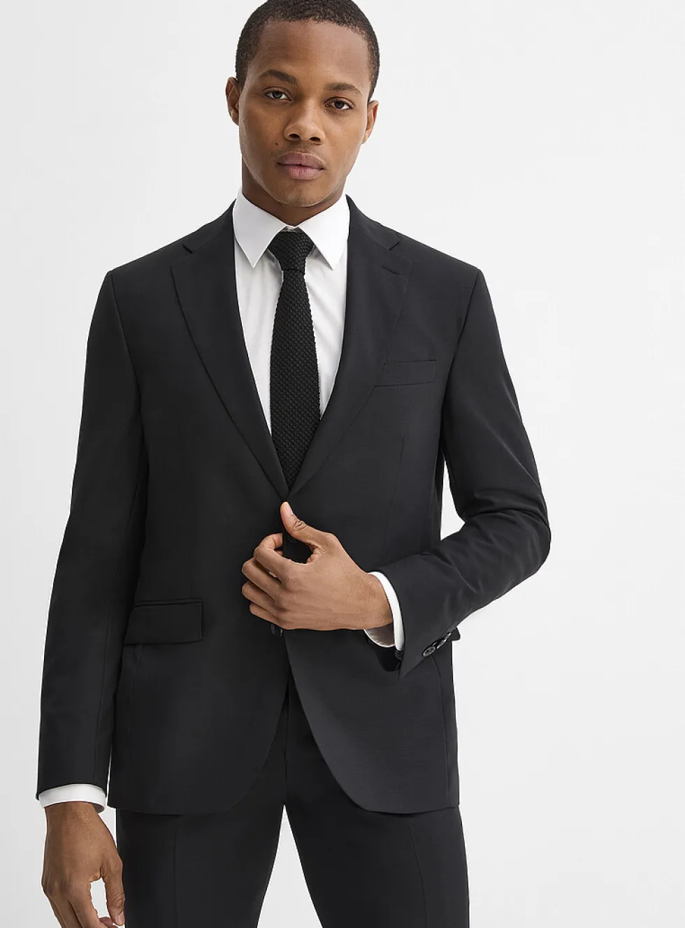 Essential 100% wool suit