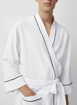 Essential waffled robe
