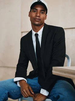 Essential wool-blend jacket