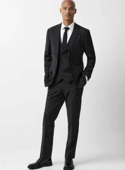 Essential wool-blend vest