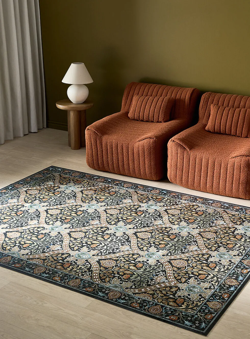 Everly large rug