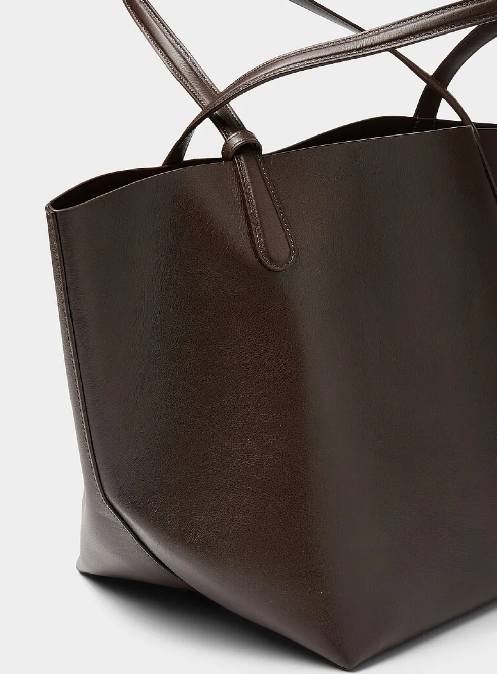Everyday chocolate grained leather XL tote bag