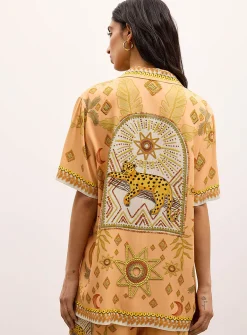 Exotic print notch collar shirt