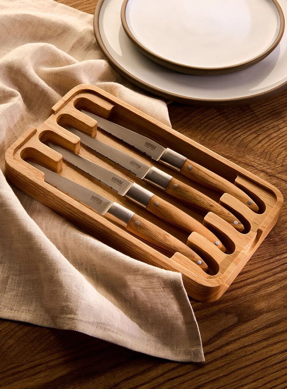 Expression steak knife set