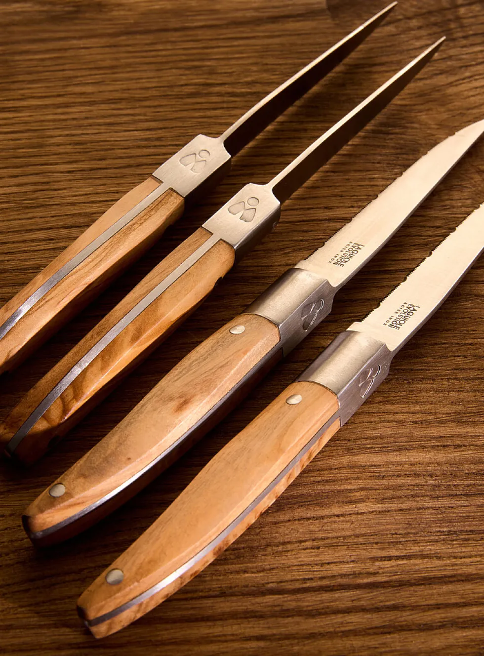 Expression steak knife set