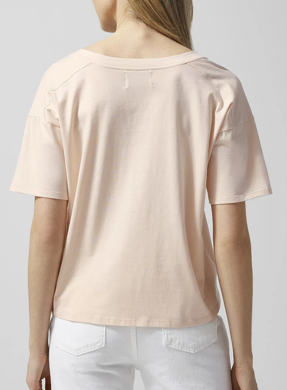 FAAA V-neck loose T-shirt
