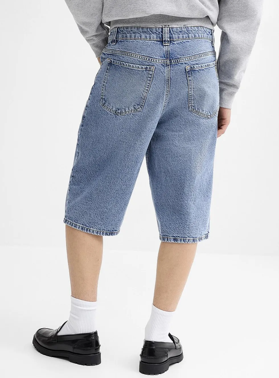 Faded blue 15" jort
