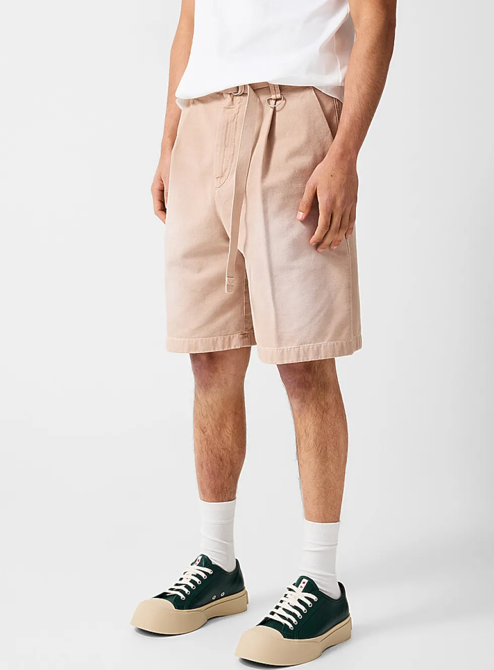 Faded canvas belted Bermuda short
