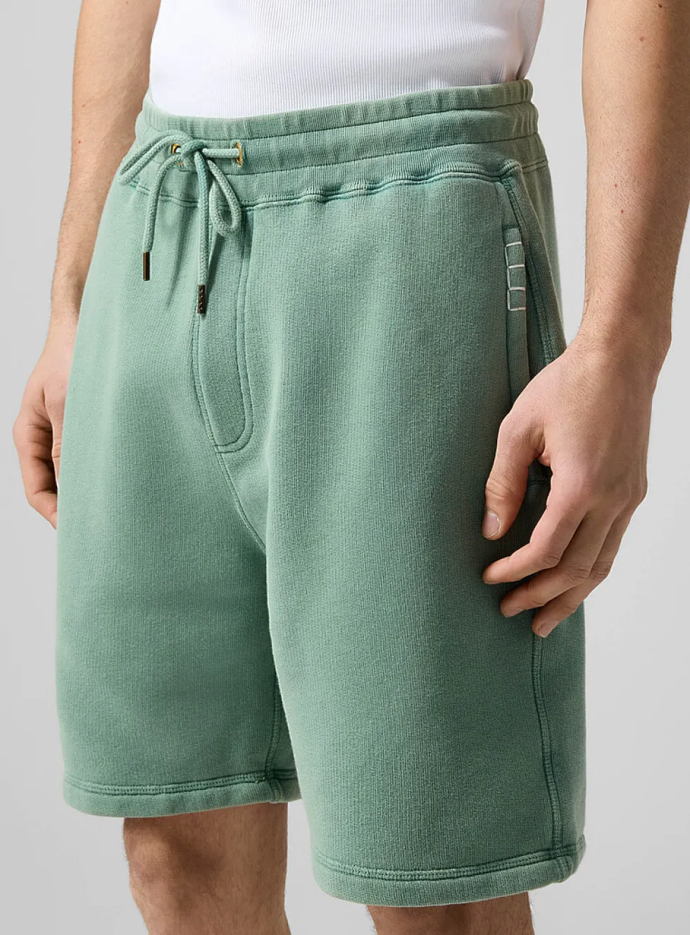 Faded sage jersey short