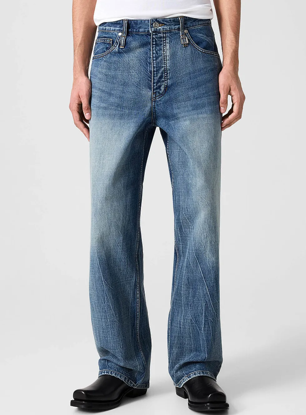Faded wide-leg jean