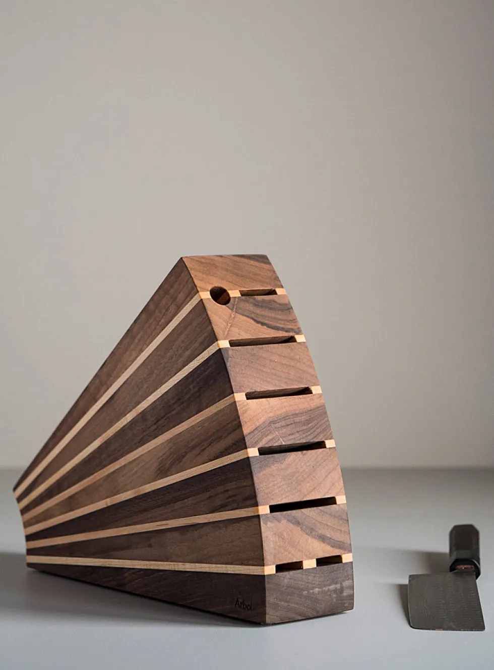 Fan knife block